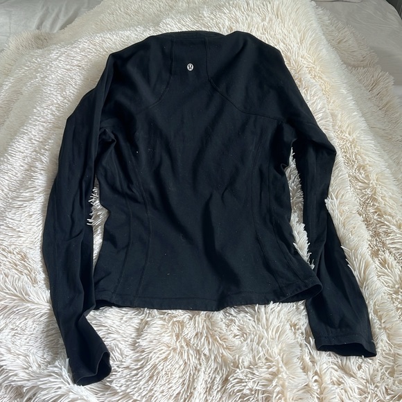 SZ 4 LULULEMON SWEATER - Picture 5 of 6